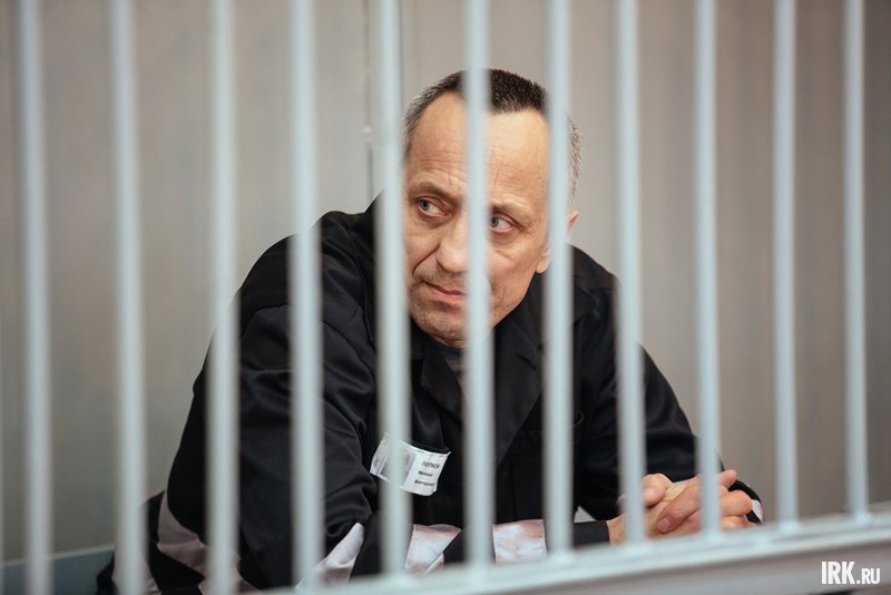«Так появился примерный образ преступника: мужчина, возраст от 30 до 35 лет, служивый, имеет в пользовании автомобиль „Нива“» «Так появился примерный образ преступника: мужчина, возраст от 30 до 35 лет, служивый, имеет в пользовании автомобиль „Нива“»