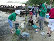 19 июня 2011 года. Комплексное междисциплинарное обследование заплесковой зоны Чивыркуйского залива в районе поселка Монахово экспедицией ЛИН СО РАН.