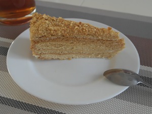 Рецепт вкусного и многими любимого тортика. Готовится быстро и совсем не сложно.