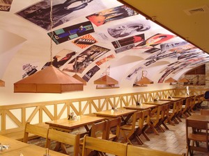 C 26 октября в пивном ресторане Bier Haus новые бизнес-ланчи. Как и раньше, их преимуществом остается то, что каждый может скомбинировать ланч по своему вкусу или настроению.