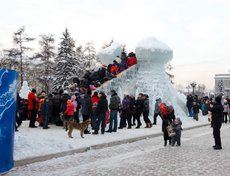 Большая горка в сквере Кирова. Фото Владимира Смирнова.