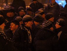 Гости из солнечного Таджикистана отмечают Новый год на сквере Кирова
