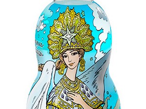 Российская компания выпустила детскую воду в бутылках-матрешках со сказочными героями. Благодаря такому дизайну производитель стремится отучить детей от вредной газированной воды.