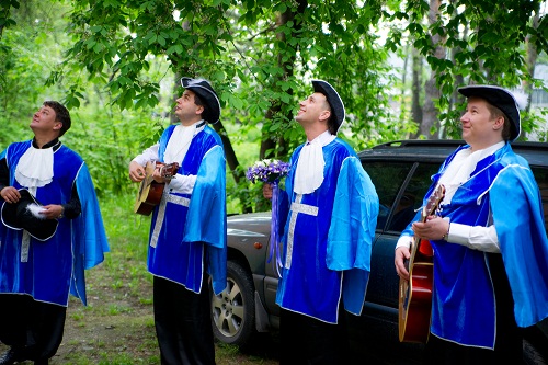 Ждем ответа Ждем ответа