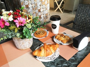 Выпечка в кофейне от 50 руб.
