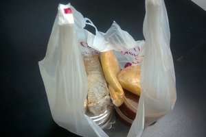Редакция «Обеда» ела борщ без мяса и «Птичье молоко» без яиц.