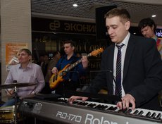 Александр Филиппов, клавишник группы «Доктор Джаз»