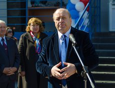 Ректор академии Геннадий Орденович Такаландзе.