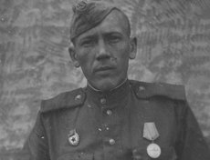 Виталий Афанасьевич Грузных (1918—1979 гг.). Снимок сделан в июне 1945 года в Кёнигсберге, ныне Калининград. Фотографию предоставил Павел Грузных.