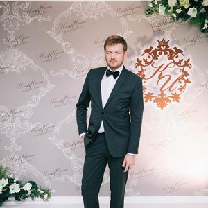 Роман Белый