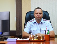 Владимир Балашов: Желаю участникам дорожного движения безаварийного вождения, всегда помнить, что дома его ожидают семья, дети. Пользуйтесь ремнями безопасности, соблюдайте скоростной режим, поменьше получайте «писем счастья».