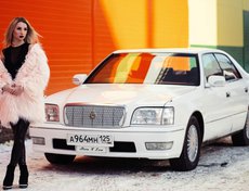 Toyota Crown Majesta Queen
