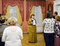 Экскурсия ждала также посетителей усадьбы Сукачёва.