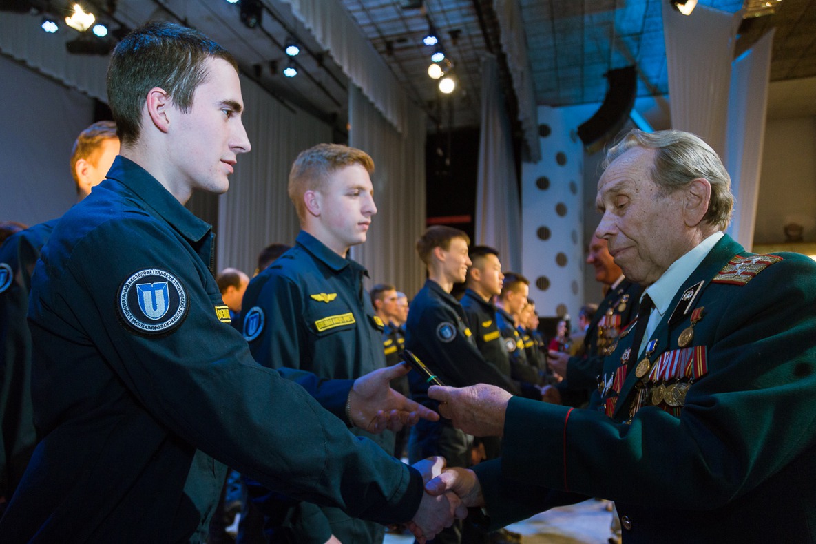 Программа предусмотривает военно-техническую (военно-специальная), тактическую и тактико-специальную и общевоенную подготовку.