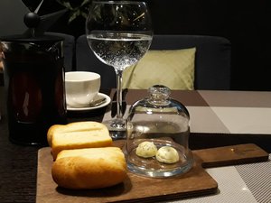 Ева Гриль в новом ресторане наелась, но восторга не испытала.