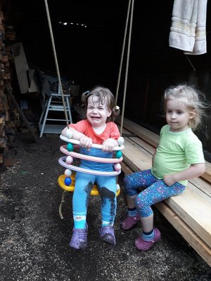 Пусть говорят что женской дружбы не бывает….