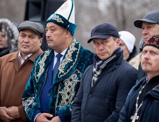Мэр Иркутска Дмитрий Бердников принял участие в мероприятии.