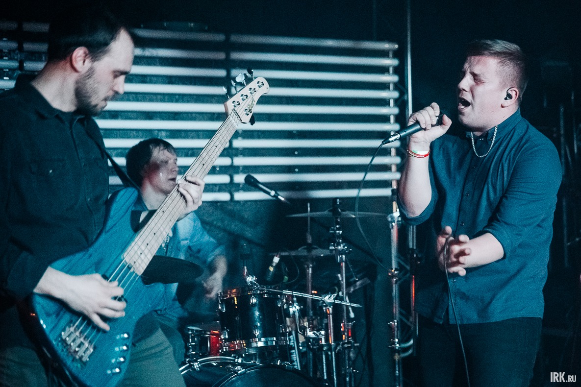 На разогреве у Enter Shikari выступила иркутская металкор-группа Stempline.