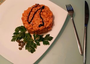 Как приготовить киш и тартар из рыбы.