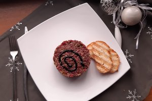 Рецепт отличной закуски к новогоднему столу.