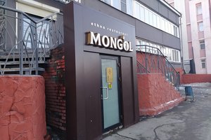 Еве Гриль понравился сервис в новом заведении и разочаровал интерьер.