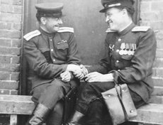 Медаль «За отвагу», «За Победу в ВОВ 1941-1945 гг», «За взятие Берлина», «За освобождение Варшавы», Орден Красной Звезды". Фото - г. Магдебург 25.03.1947 г., беседа с земляком Окуневым. Фото прислала Молчанова Ирина