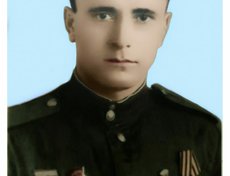 Бабич Иван Васильевич (09.02.1926-14.05.2007). Ушел на фронт в 17 лет, призывался с Украины. Прошел от Ленинграда до Польши. Был ранен. Награжден орденами и медалями, в том числе «За боевые заслуги» и Орденом Славы III степени.