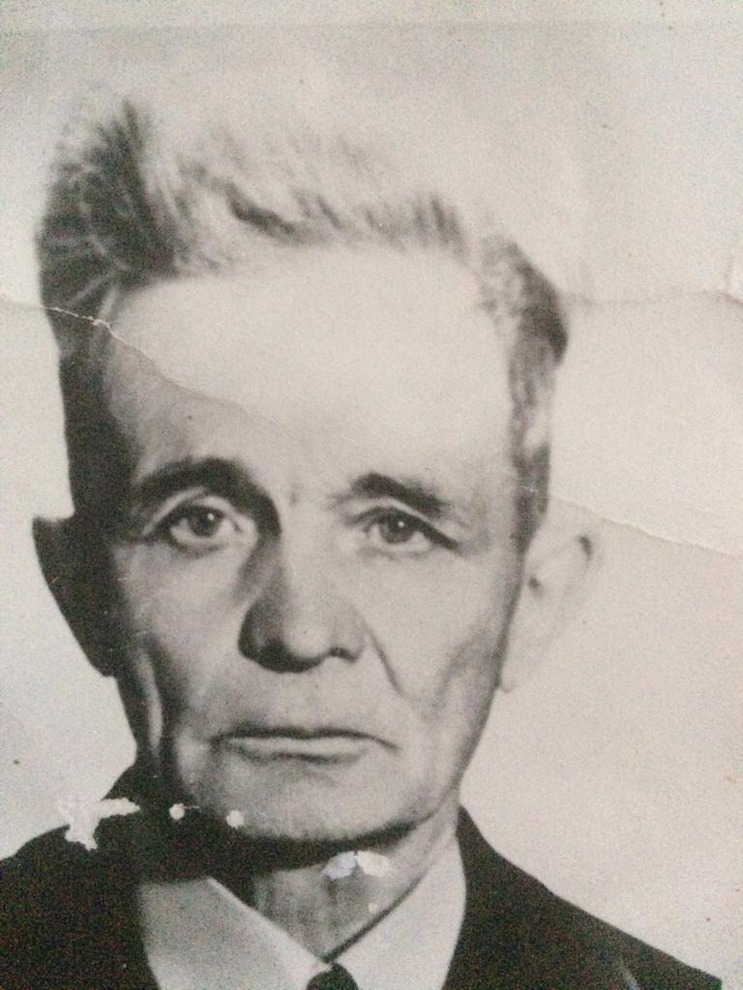 Москвитин Алексей Александрович (1912-1981гг.)  Был призван на фронт с территории Осинского района Иркутской области, прошел всю войну, был несколько раз ранен, но после лечения в госпиталях всегда возвращался в строй. Комиссован в 1945 году