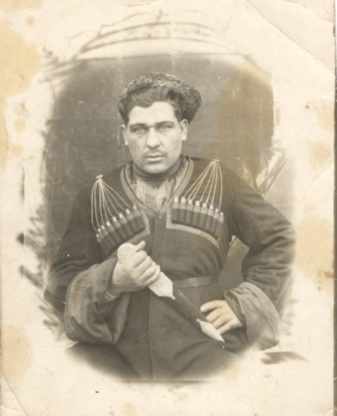 Вишневский Николай Семенович (1922-1999). Призван 1941. Сержант, дошел до Кенигсберга. Медаль «За отвагу», «За боевые заслуги», «За победу над Германией в Великой Отечественной войне 1941–1945 гг.»,  «За взятие Кенигсберга». Фото прислала семья Вишневских