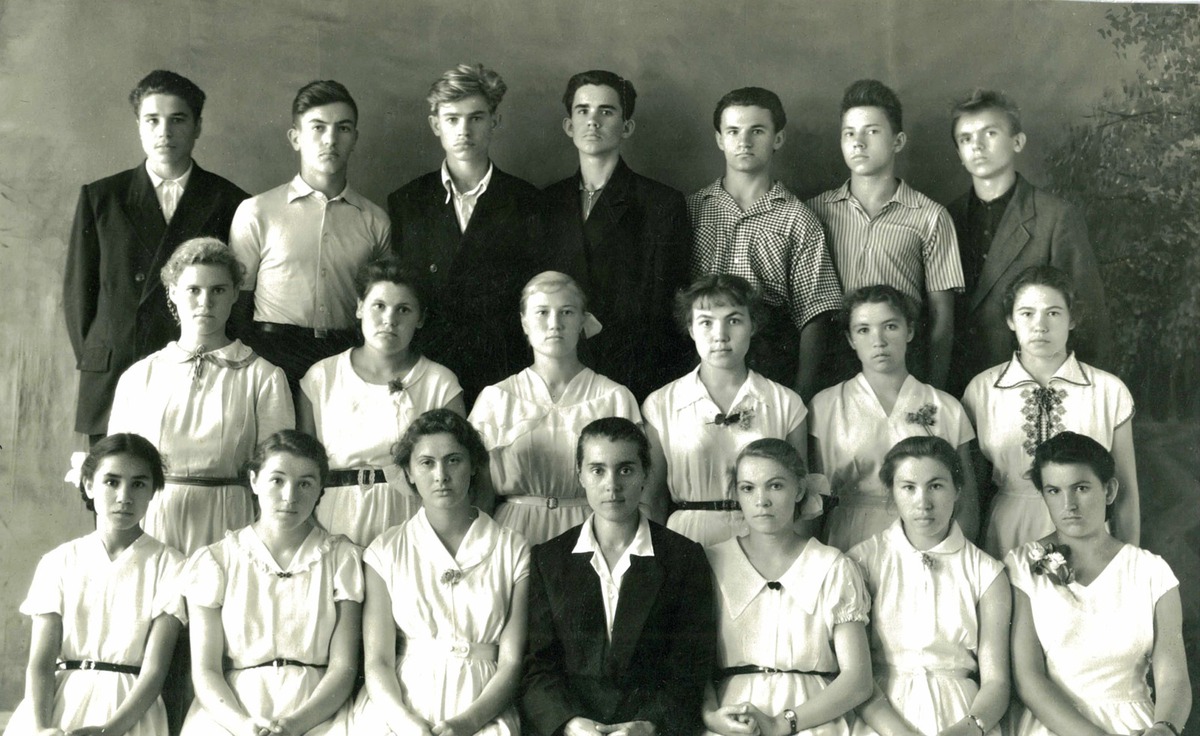 Выпуск 1959. Иркутск, школа №36. Фото Виктора Медведева
