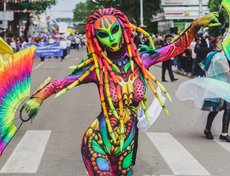 2018 год: в праздничном шествии приняли участие около 30 тысяч человек.