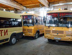 Для хранения техники администрация Иркутского района приобрела автобазу в Карлуке