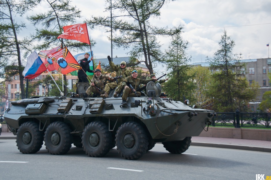 2020 год: по городу ездила колонна военной техники.