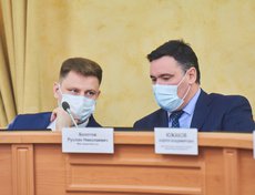 Дмитрий Ружников, вице-мэр Иркутска  и Руслан Болотов, глава города