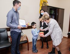 Победителей поздравила председатель комитета по социальной политике администрации Екатерина Михайлова