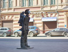 Количество заболевших в Иркутске увеличивалось в геометрической прогрессии, и режим самоизоляции продляли каждое воскресенье на следующую неделю.