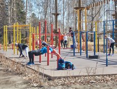 А иркутяне выходили на свежий воздух, занимались спортом и просто гуляли.