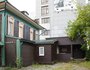 В 1894 году к нему присоединили деревянный одноэтажный пристрой.
