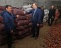 В овощехранилище ЗАО «Иркутские семена» побывал мэр Иркутского района Леонид Фролов.