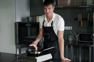 Вячеслав Швецов, 30 лет, нападающий