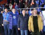 С открытием сезона болельщиков поздравили мэр Иркутска Руслан Болотов, руководитель энергетического бизнеса En+ Group Михаил Хардиков, губернатор Иркутской области Игорь Кобзев и президент Федерации хоккея с мячом Иркутской области Владимир Матиенко.