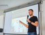 Лекции провели спикеры RT и МИА «Россия сегодня». На фото главный редактор международного проекта Russia Beyond Всеволод Пуля.