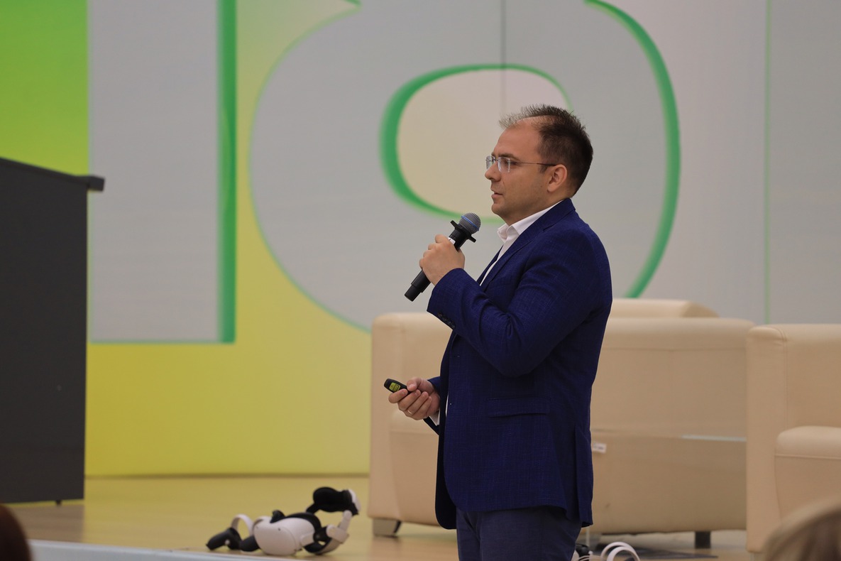 Дмитрий Жоров, заместитель председателя Байкальского банка, рассказал о трендах развития технологий ИИ