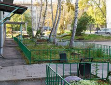 Октябрьский округ. Двор по адресу: ул. Трилиссера, 85