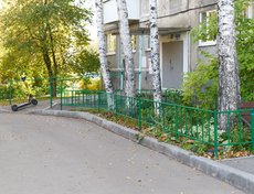 Октябрьский округ. Двор по адресу: ул. Трилиссера, 85
