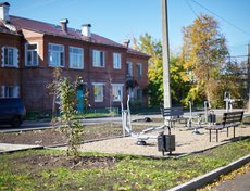 Ленинский округ. Иркутск-2, ул. Просвещения, 23, 25