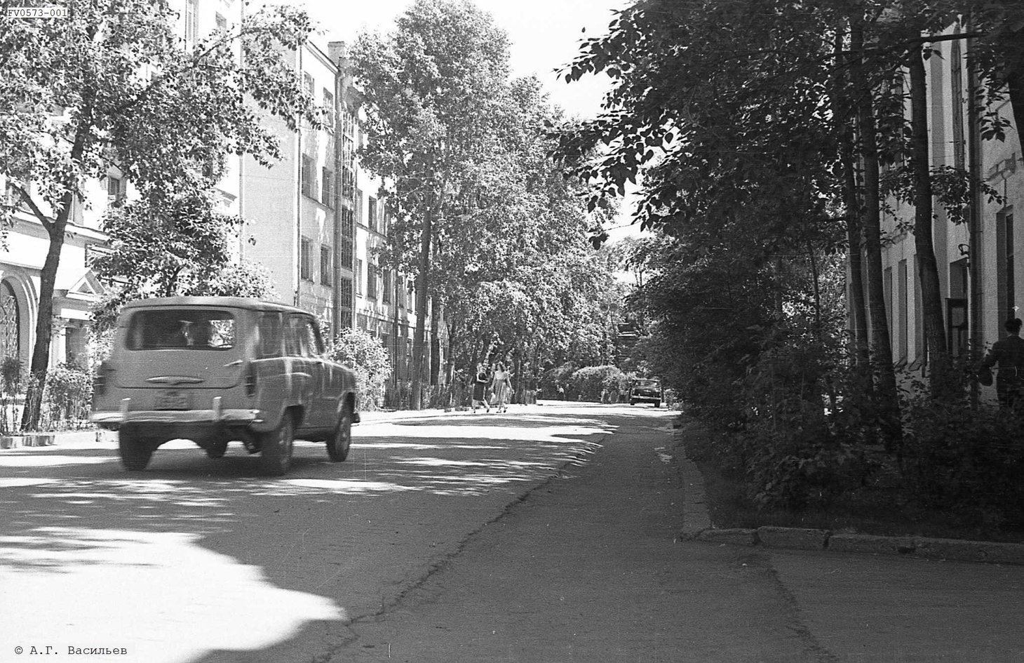 1961 год. Улица 5-й Армии. Фото с сайта https://humus.livejournal.com Автор снимка — Александр Георгиевич Васильев 1961 год. Улица 5-й Армии. Фото с сайта https://humus.livejournal.com Автор снимка — Александр Георгиевич Васильев
