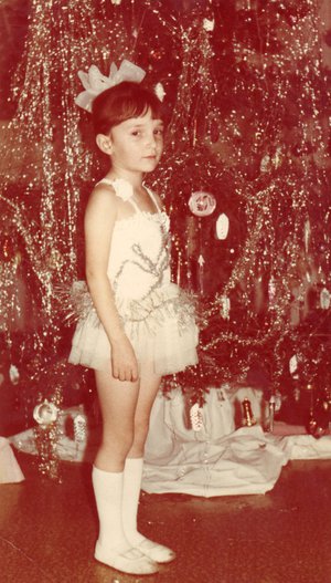 Все были снежинками, а я балериной