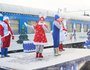 На перроне для детей провели весёлую программу с танцами и играми.