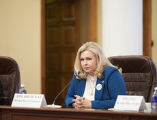 Заместитель руководителя регионального штаба комитета семей воинов Отечества Юлия Домашевская поблагодарила IRK.ru за создание проекта.